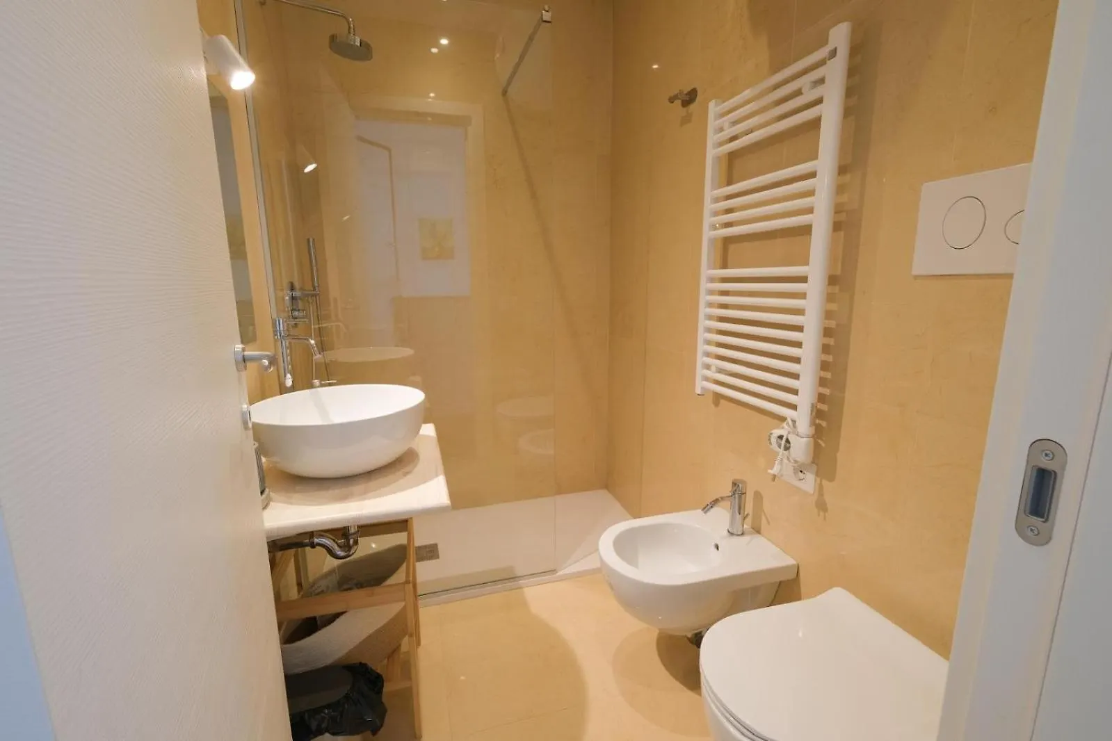 Appartement The Apulian Loft II Bari - Via Celentano 0*,  Italie